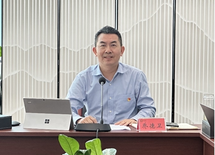 ������ʱ���ŵ�ί����ѧϰ�������ٿ����ߴμ���ѧϰ���л�